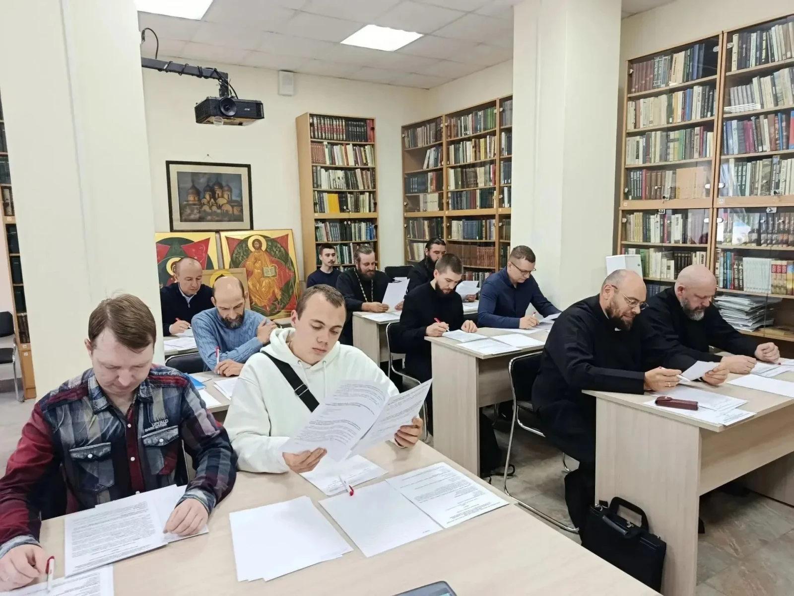 Вступительные экзамены заочного отделения в семинарии. Вступительные экзамены заочного отделения в семинарии.