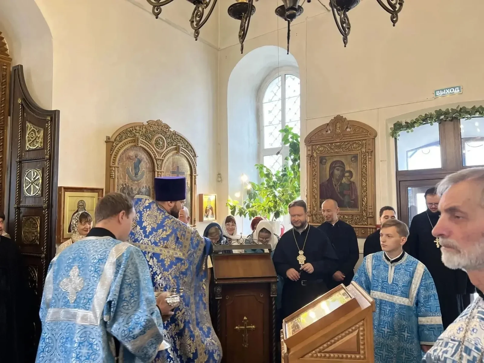 В Покровском храме Смоленской семинарии совершили молебен на начало учебного года. В Покровском храме Смоленской семинарии совершили молебен на начало учебного года.