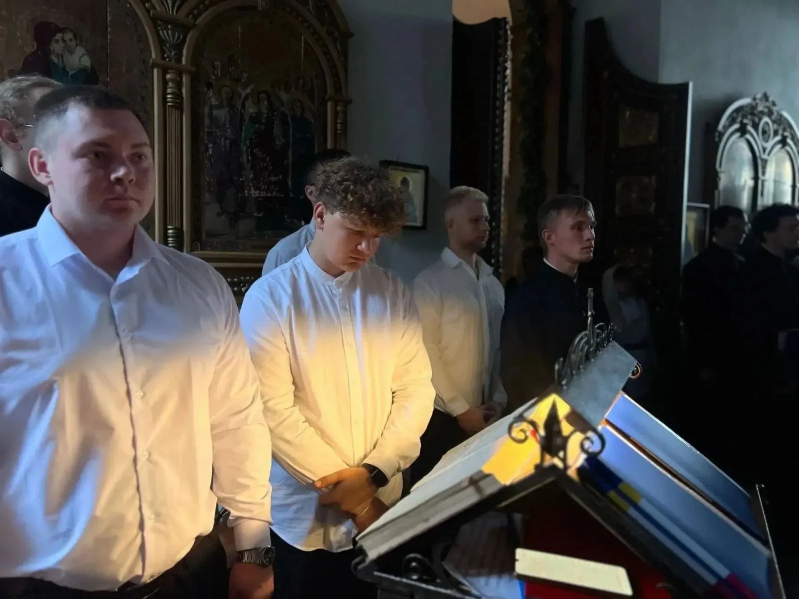 Всенощное бдение в неделю 14-ю по Пятидесятнице. Всенощное бдение в неделю 14-ю по Пятидесятнице.
