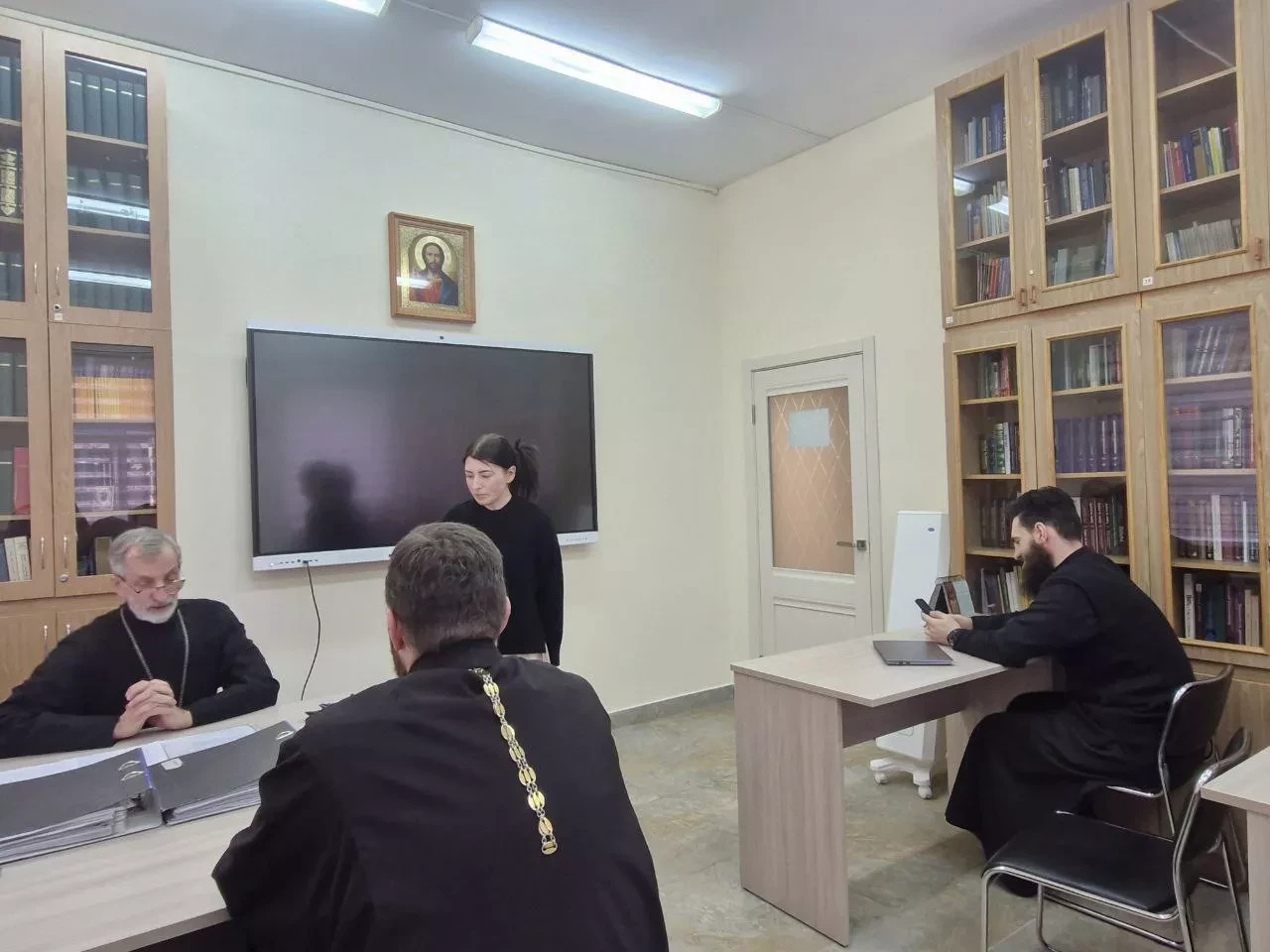 В Смоленской семинарии состоялось воспитательское совещание N°6 в 2025/2026 учебном году В Смоленской семинарии состоялось воспитательское совещание N°6 в 2025/2026 учебном году
